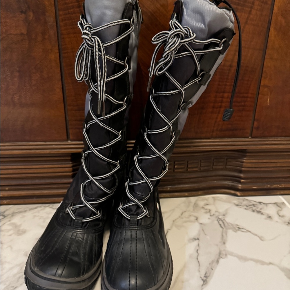 Pazar boots knee-high. Brand new without a box never worn